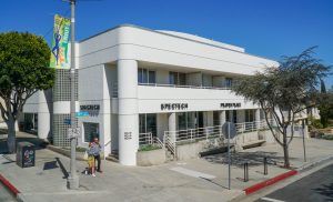 Modern building in Santa Monica - LOS ANGELES - CALIFORNIA - APRIL 20, 2017