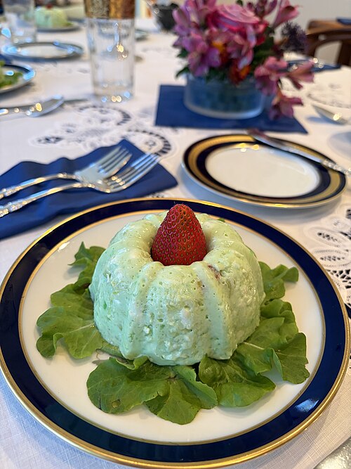 Lime_jello_salad