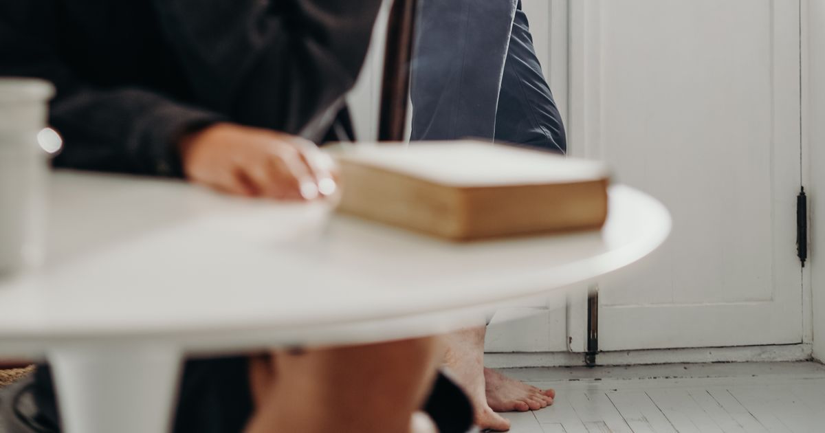8 Toxic Relationship Traits That Can Quietly Erode Trust