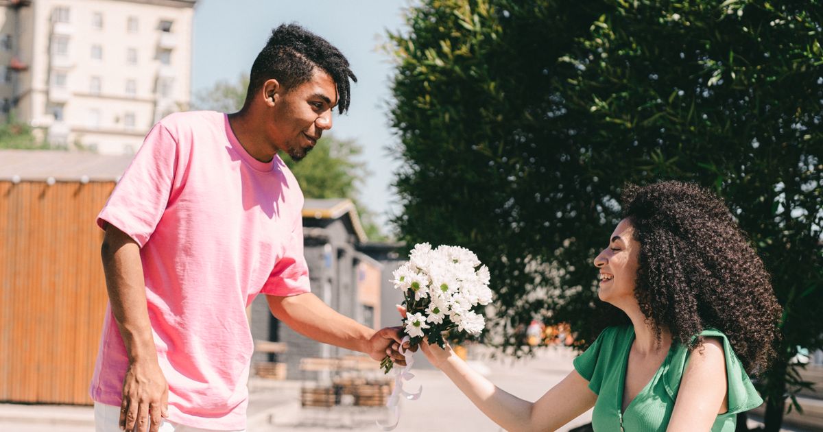 8 Quiet Green Flags That Show a Relationship Is Built to Last