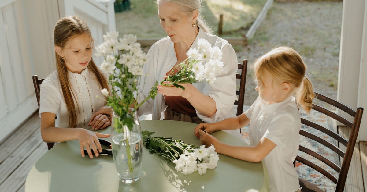 8 Things Grandchildren Remember Most About Visiting Grandma’s House