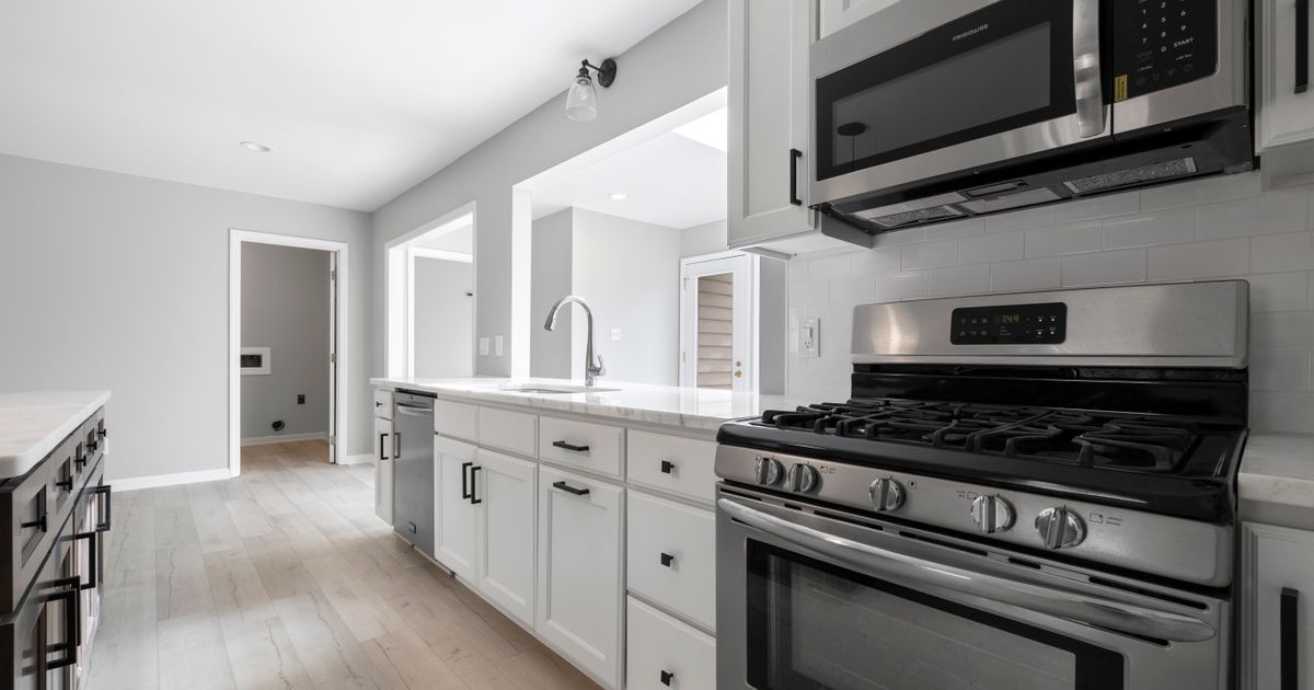 The Fall 2026 Kitchen Changes That Can Make Your Home Feel Warmer Without a Full Remodel 