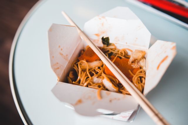 Why More Americans Are Swapping Takeout Runs for Homemade Midday Meals