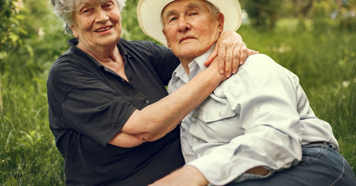 Why More Older Couples Are Choosing to ‘Live Apart Together’