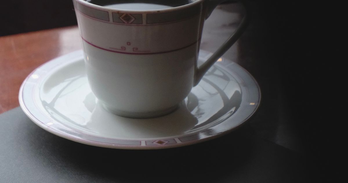 When’s the Best Time to Drink Coffee? Here’s What the Research Says