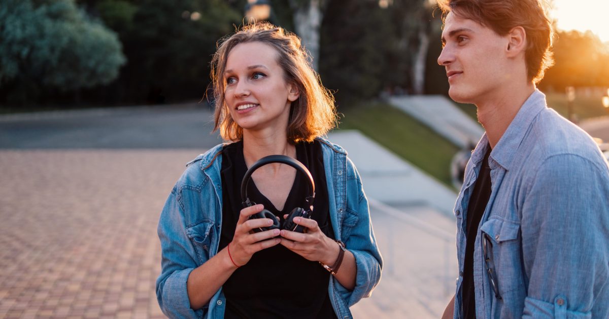 20 Little Things Women Do That Men Notice More Than They Let On