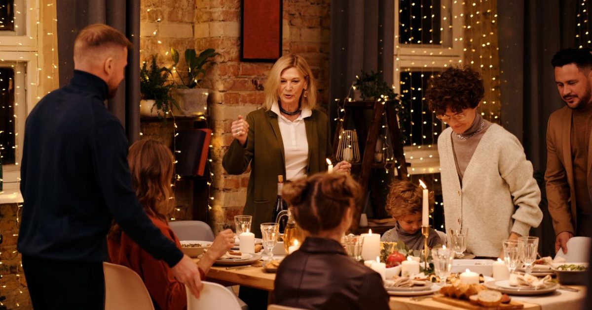 9 Things That Make a Family Reunion Actually Fun