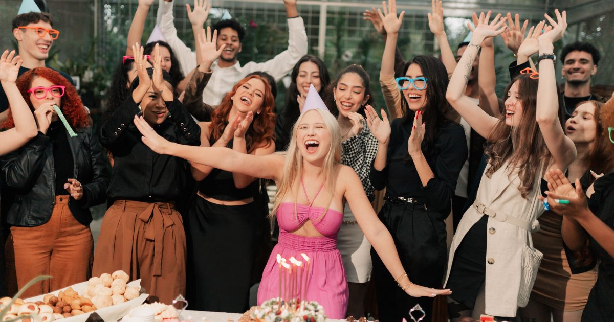 15 Ways to Remember a Loved One on Their Birthday