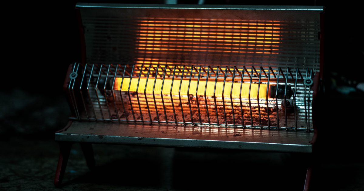 7 Space Heater Safety Rules Fire Experts Say Everyone Should Follow This Winter